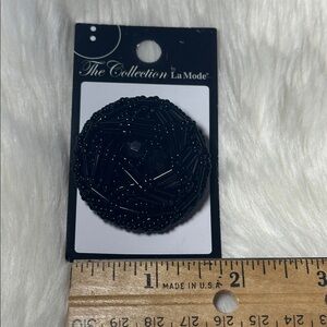Large black fancy button New - $1 if bundled